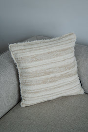 „LIVORNO“ Kissen – Limited Edition 45×45 cm | Handmade Leinen-Woll-Mix mit feinen Fransen