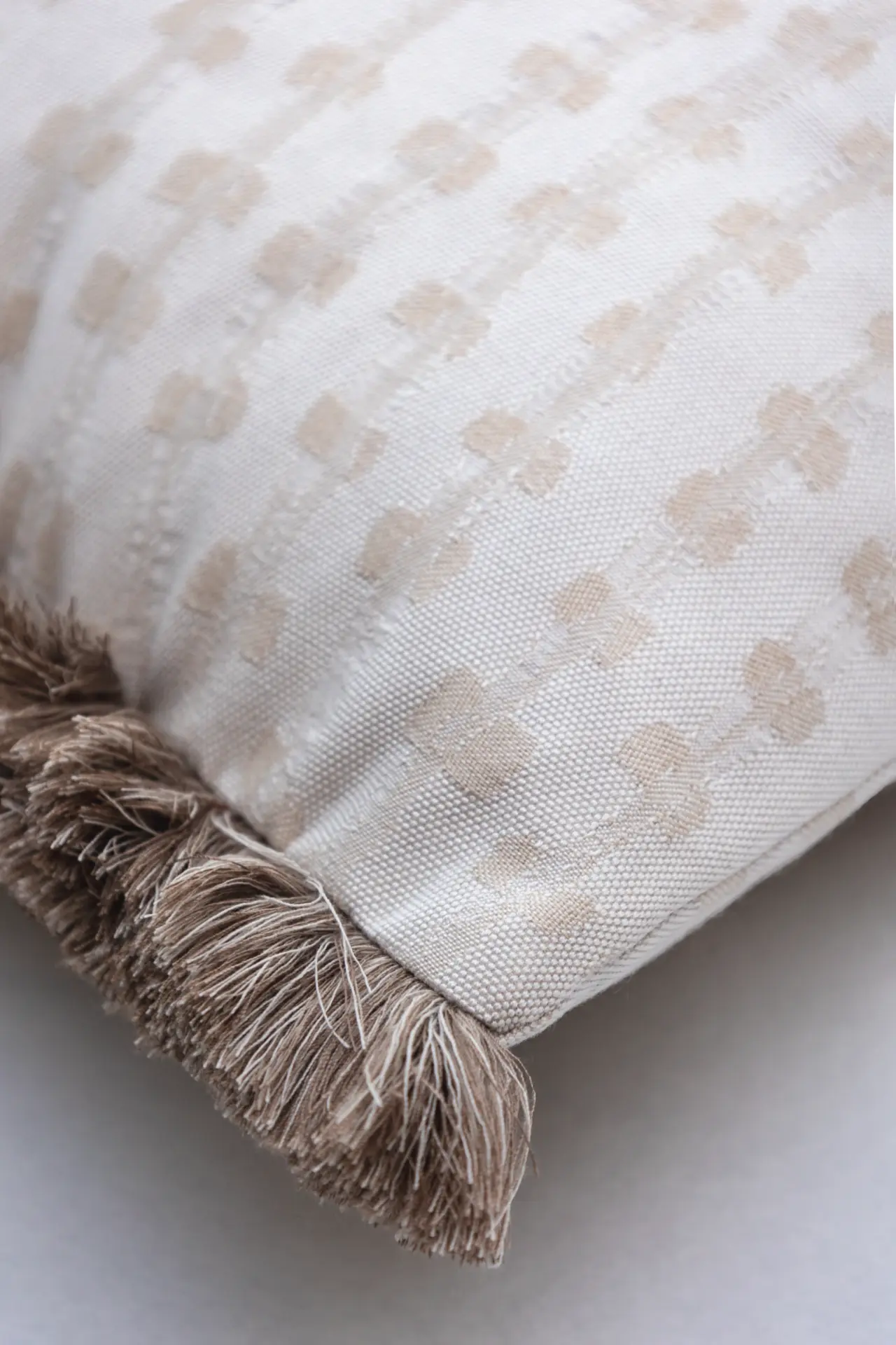 Coussin d'extérieur « Chiasso Medium » – ergonomique, résistant aux intempéries et élégant – 40 x 60 cm
