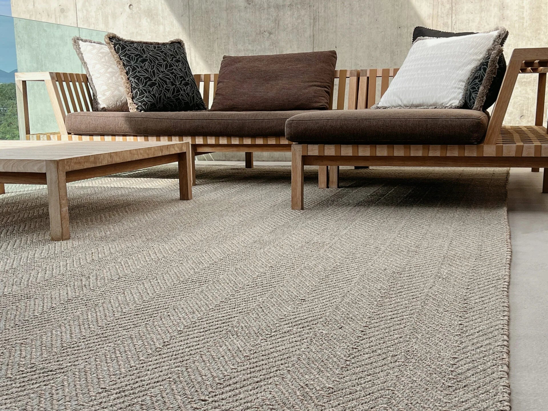Tapis d'extérieur élégant « Beige Gris » - Un naturel doux, interprété avec élégance