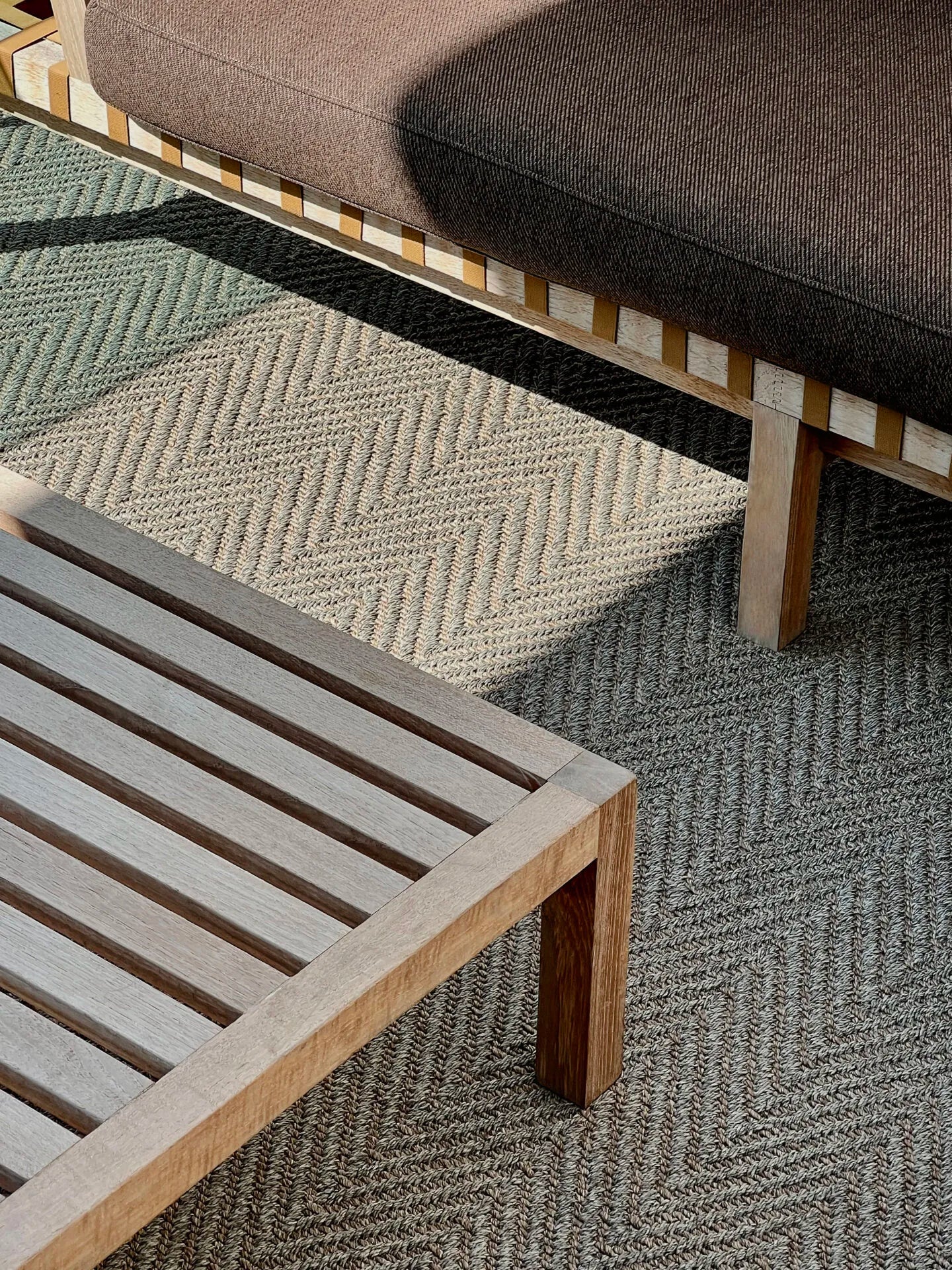 Tapis d'extérieur élégant « Beige Gris » - Un naturel doux, interprété avec élégance