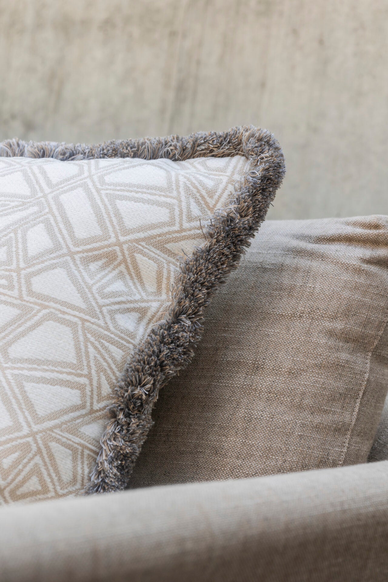 Coussin d'extérieur « Lavertezzo » – élégant, expressif et résistant aux intempéries - 60 x 60 cm
