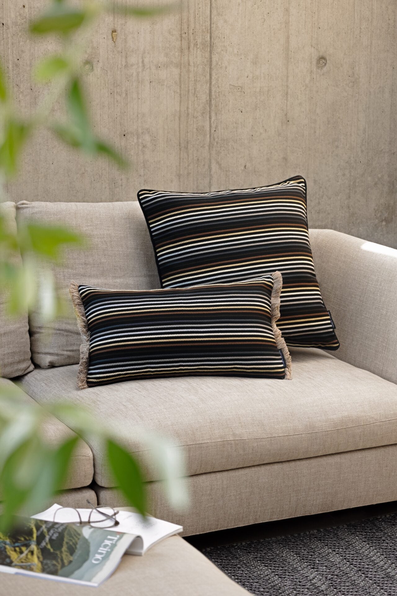 Outdoor-Kissen „Lugano“ – edel, handgefertigt & wetterfest - 60x60cm