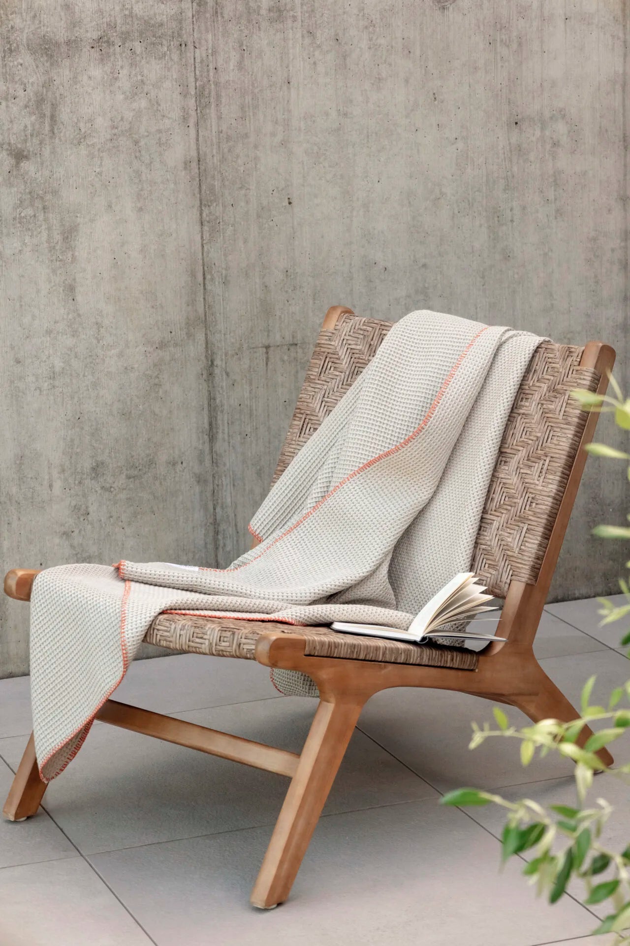 Outdoor-Decke „Vira“ – weich, wetterfest & elegant - 130x180cm