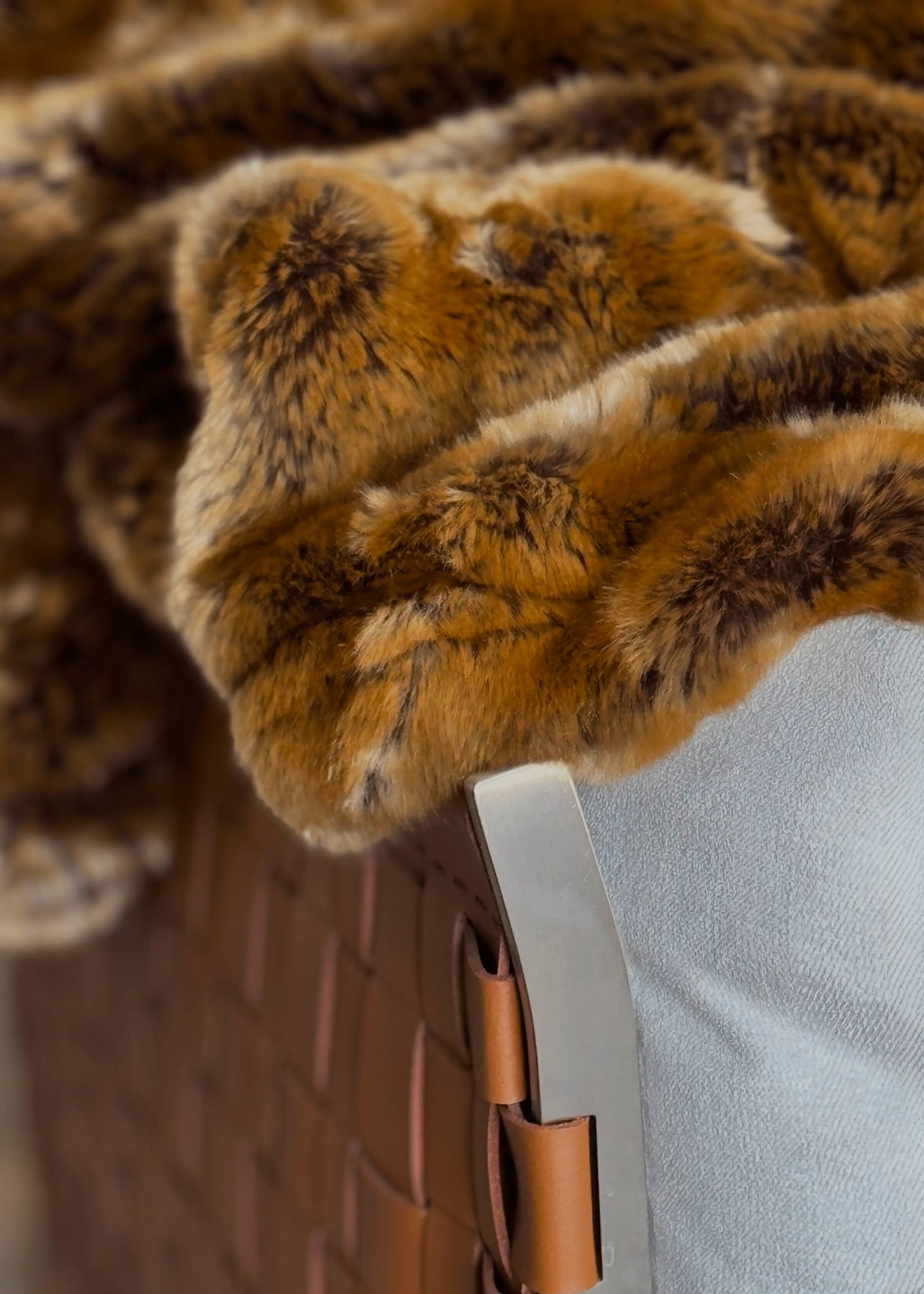 Chalet Wiesel Gold Kunstfelldecke - Martin Gabriel Home - Indoor - Decke - Martin Gabriel Home