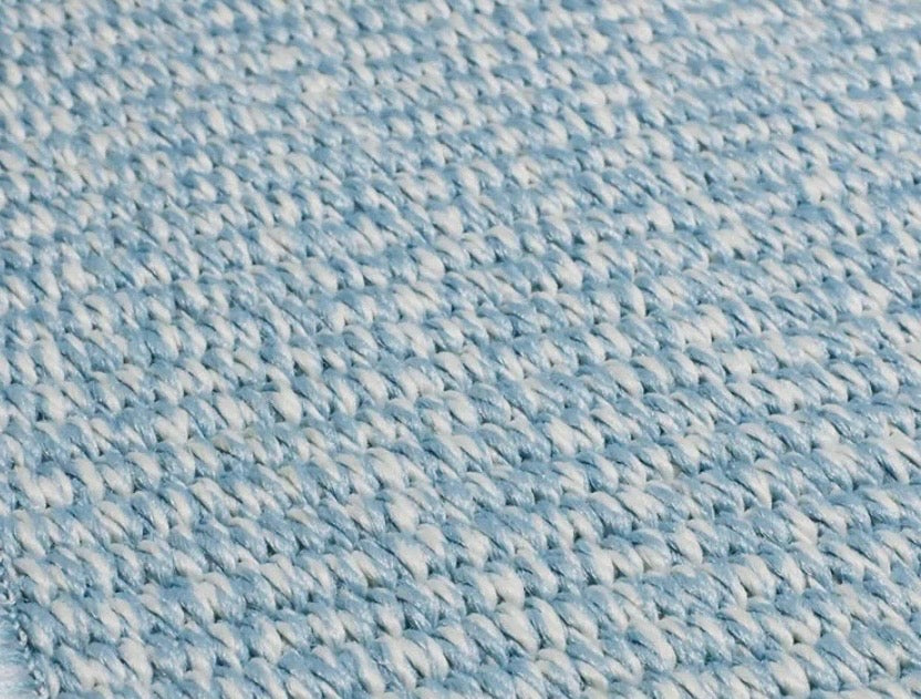 detailsicht teppich hellblau martin gabriel