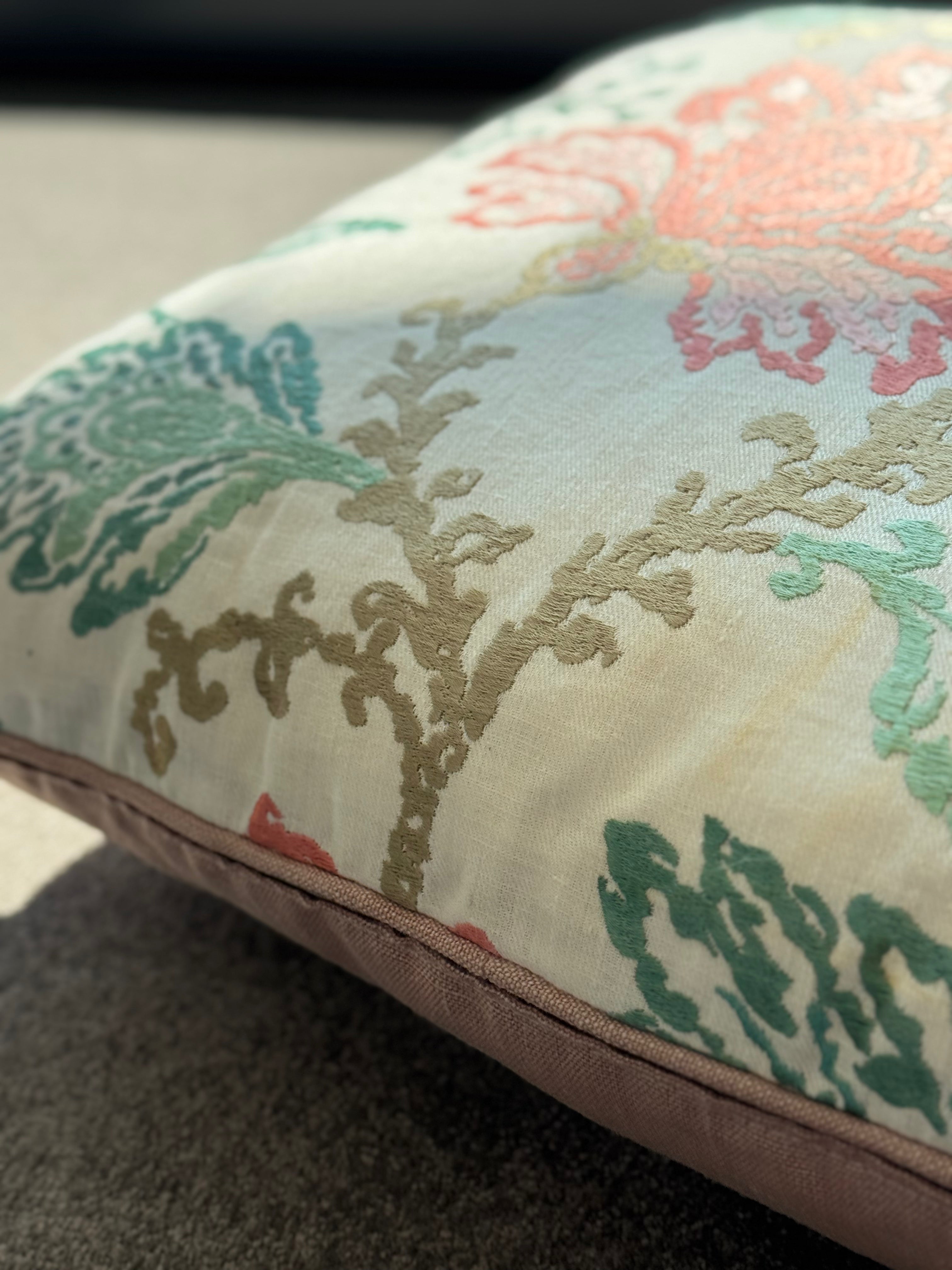 „Alba" Floral Linen Cushion – Limited Edition No. 1 | Martin Gabriel