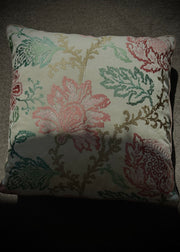 „Alba" Floral Linen Cushion – Limited Edition No. 1 | Martin Gabriel
