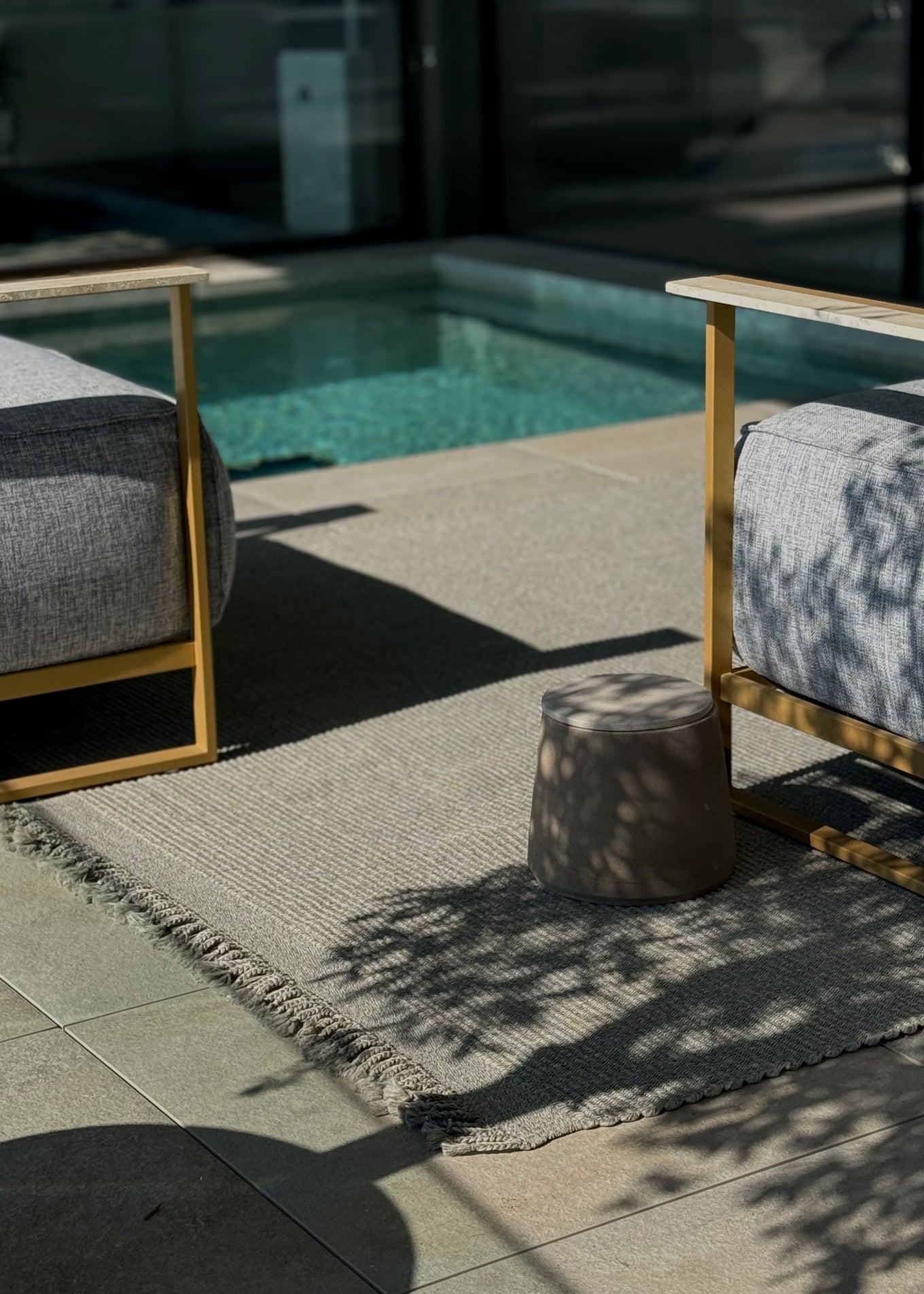 Outdoor-Teppich "Minusio" - handgewebt in Indien, Allmond Grey