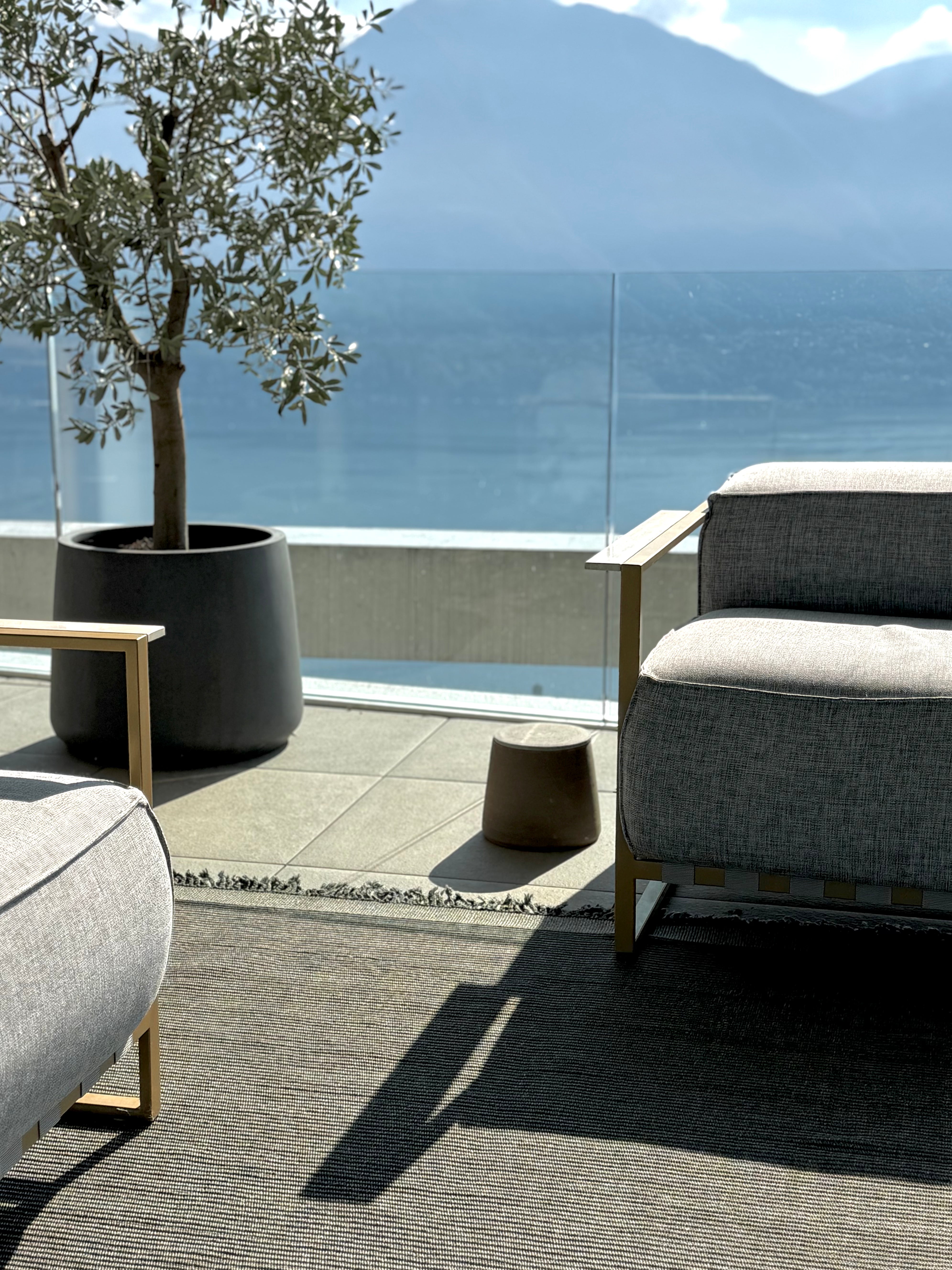 Outdoor-Teppich "Brione" - handgewebt in Indien, Aloe Green Grey