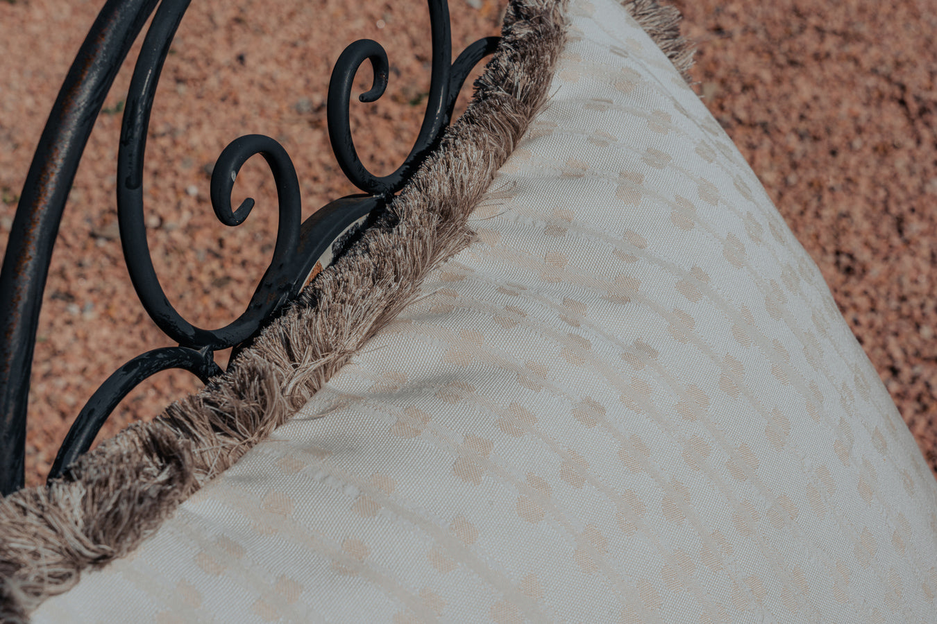 Outdoor issen in Detailansicht auf Terrasse 