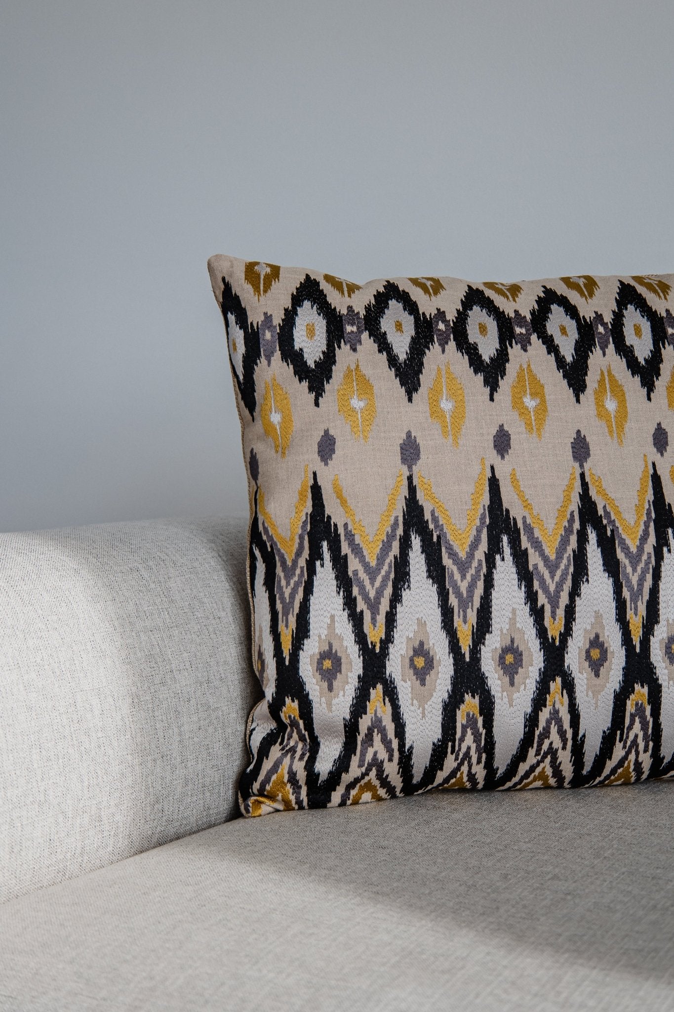 Dekokissen "Ikato" - Beige,Gelb & Schwarz, 60x60 ccm - Martin Gabriel - Kissen - Martin Gabriel