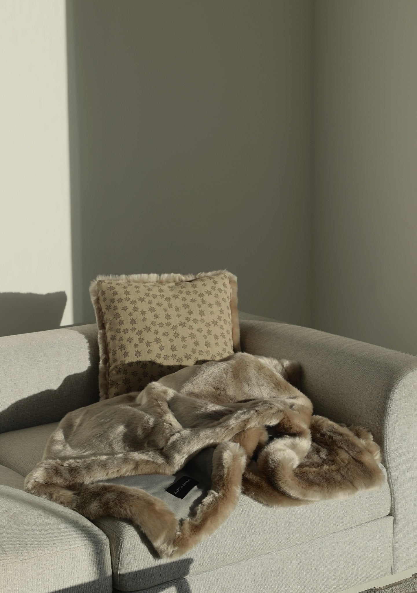 Enzian Sandfield - Chalet Kolleketion - 50x50 - Martin Gabriel Home - Kissen - Martin Gabriel Home