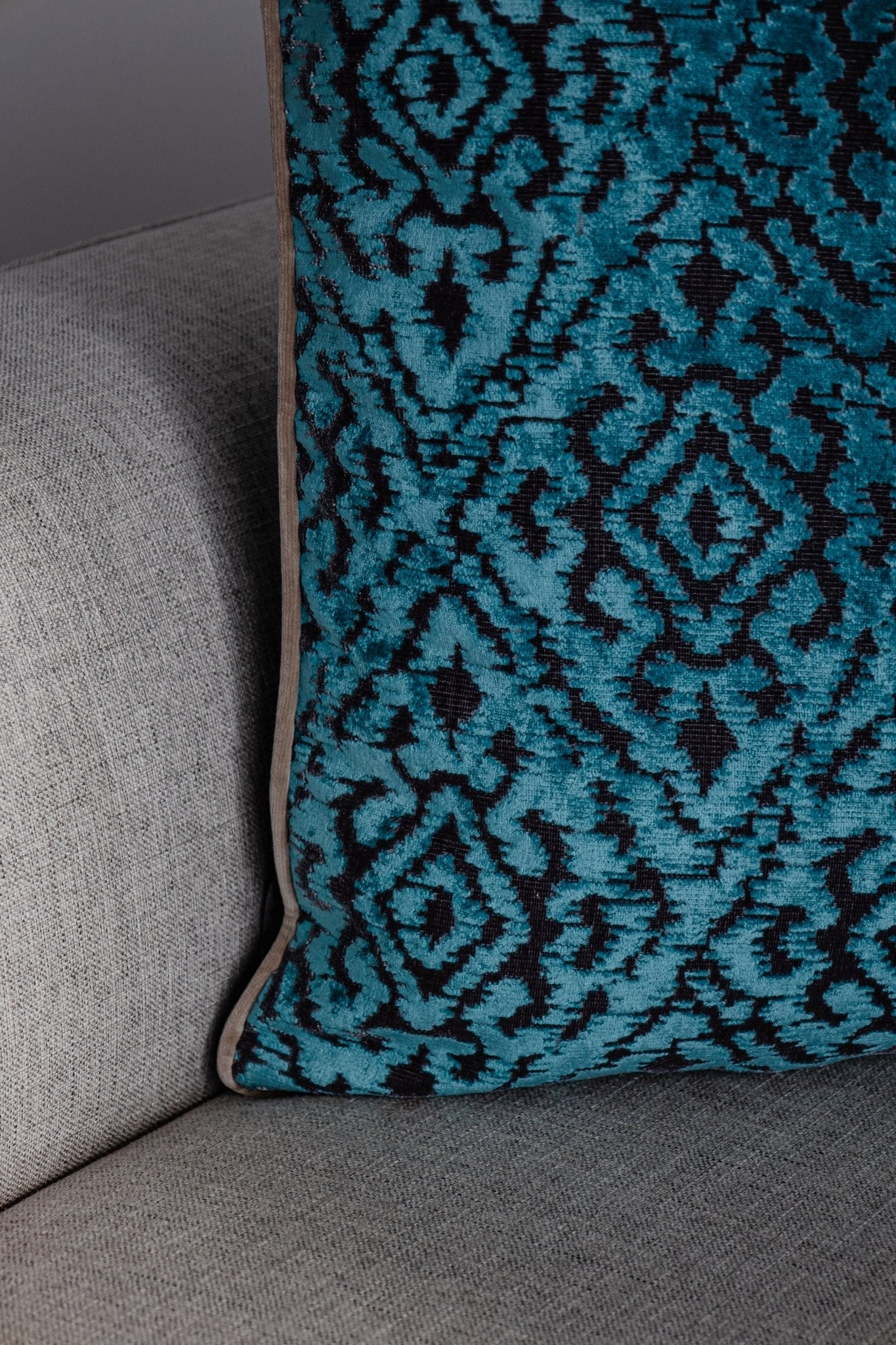 Kissen Petrol in 3D Velour Design – Martin Gabriel (Limited Edition) - Martin Gabriel - Kissen - Martin Gabriel