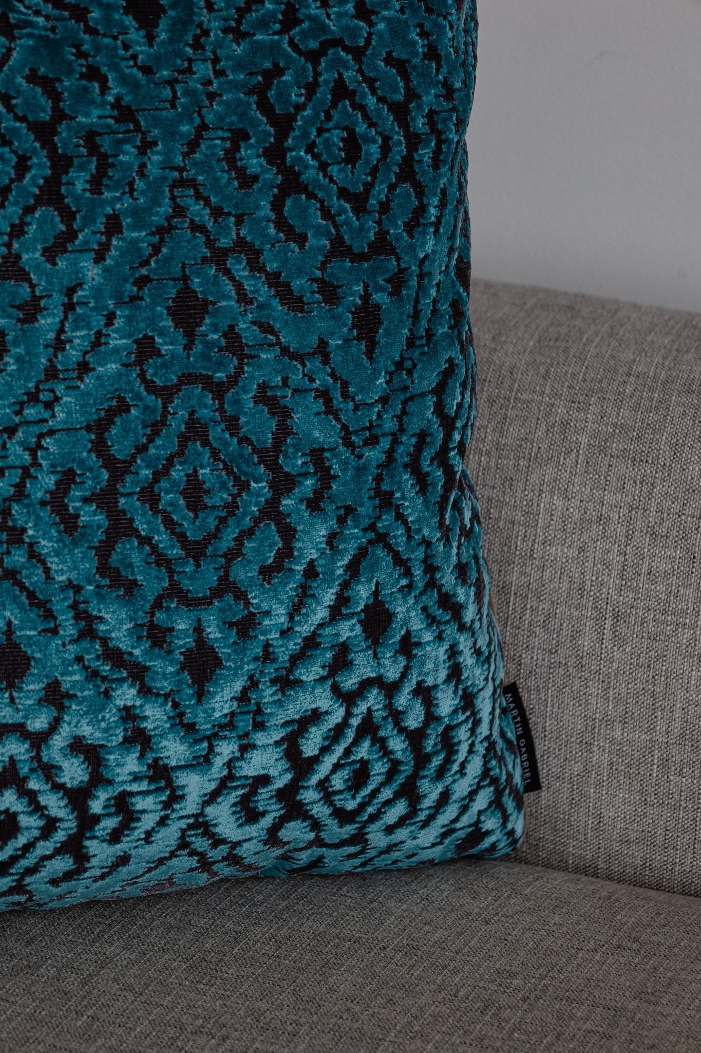 Kissen Petrol in 3D Velour Design – Martin Gabriel (Limited Edition) - Martin Gabriel - Kissen - Martin Gabriel