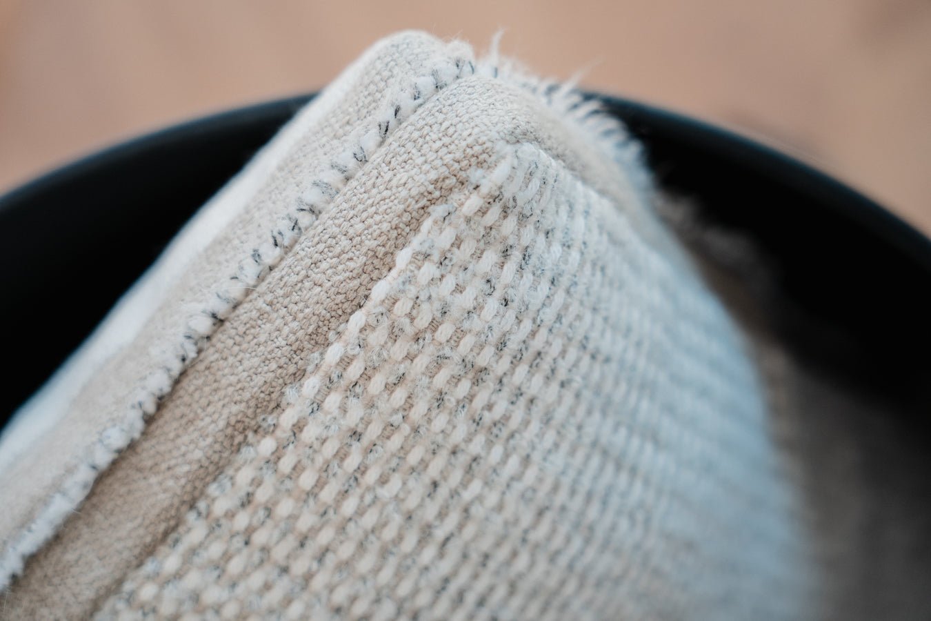 „Lomazzo“ Kissen – Limited Edition 50 × 50 cm - Martin Gabriel Home - Kissen - Martin Gabriel