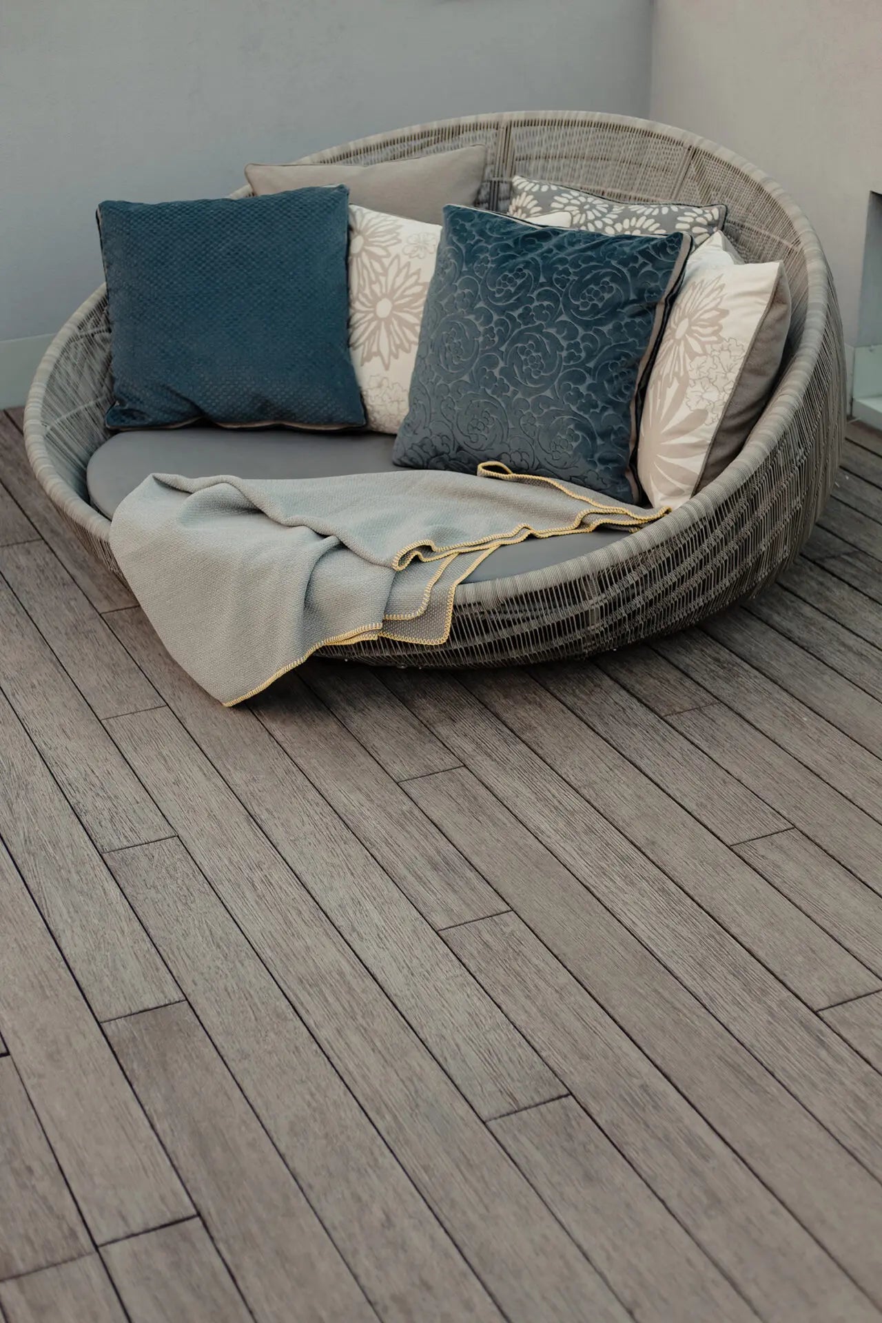 Outdoor - Decke „Cervo“ – weich, wetterfest & stilvoll - 130x180cm - Martin Gabriel - Outdoor Throws - Martin Gabriel