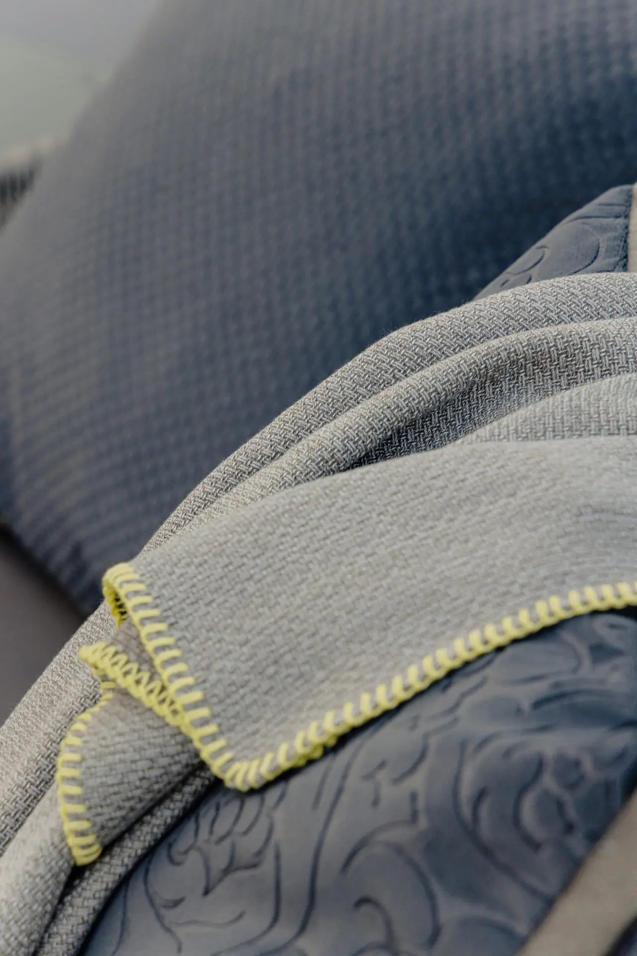 Outdoor - Decke „Cervo“ – weich, wetterfest & stilvoll - 130x180cm - Martin Gabriel - Outdoor Throws - Martin Gabriel