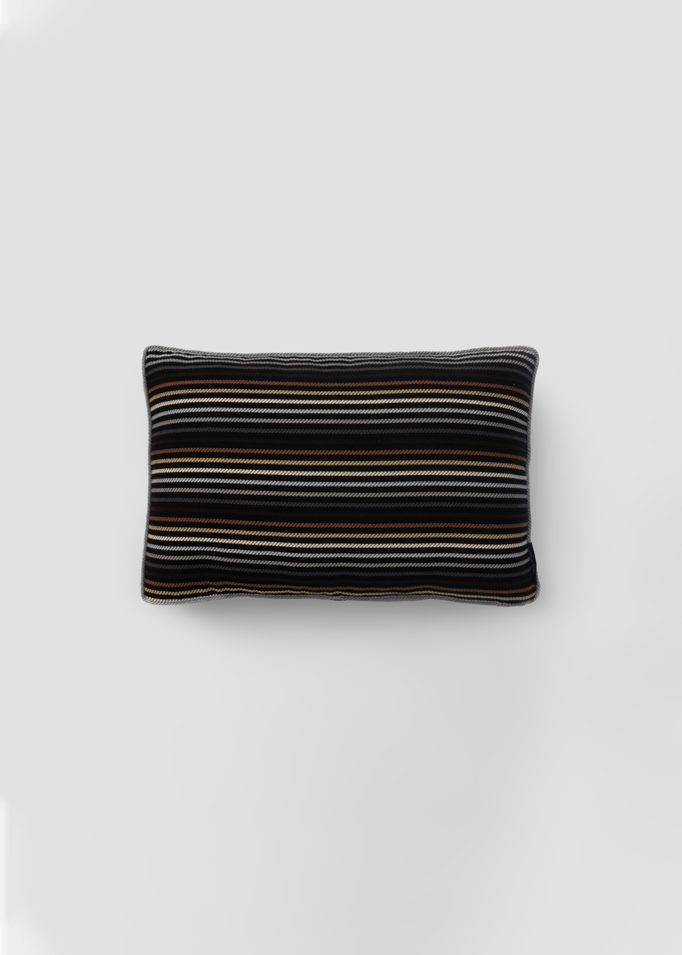 Outdoor - Kissen „Lugano Medium“ – naturgetönt, handgefertigt & wetterfest | 40x60cm - Martin Gabriel - Outdoor Kissen - Martin Gabriel