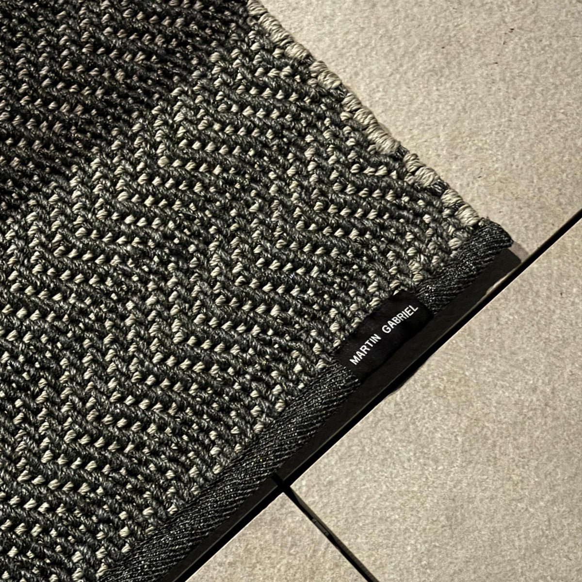 Outdoor Teppich "Gunmetal Grey " - Zeitlose stärke trifft modernes Design - Martin Gabriel - Outdoor Teppiche - Martin Gabriel
